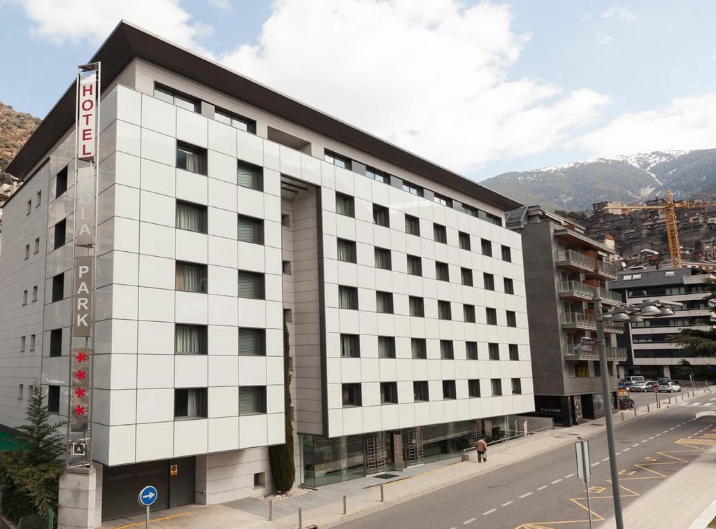 Yomo Mola Park Hotell Les Escaldes Exteriör bild
